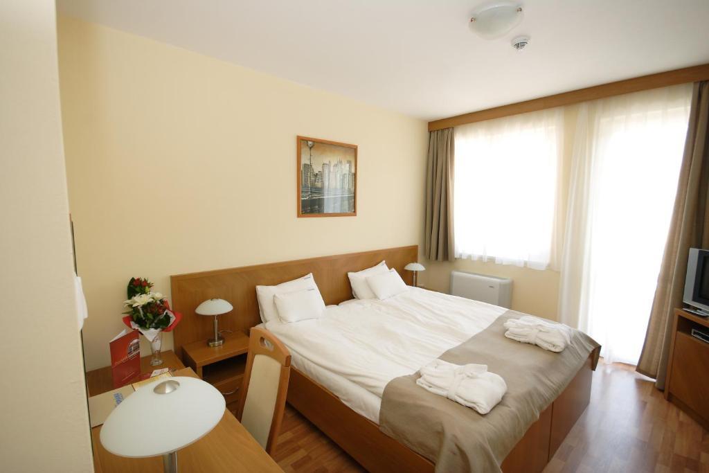 Panorama Wellness Apartman Hotel Hajdúszoboszló Zimmer foto