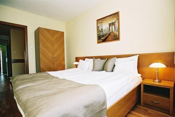 Panorama Wellness Apartman Hotel Hajdúszoboszló Zimmer foto